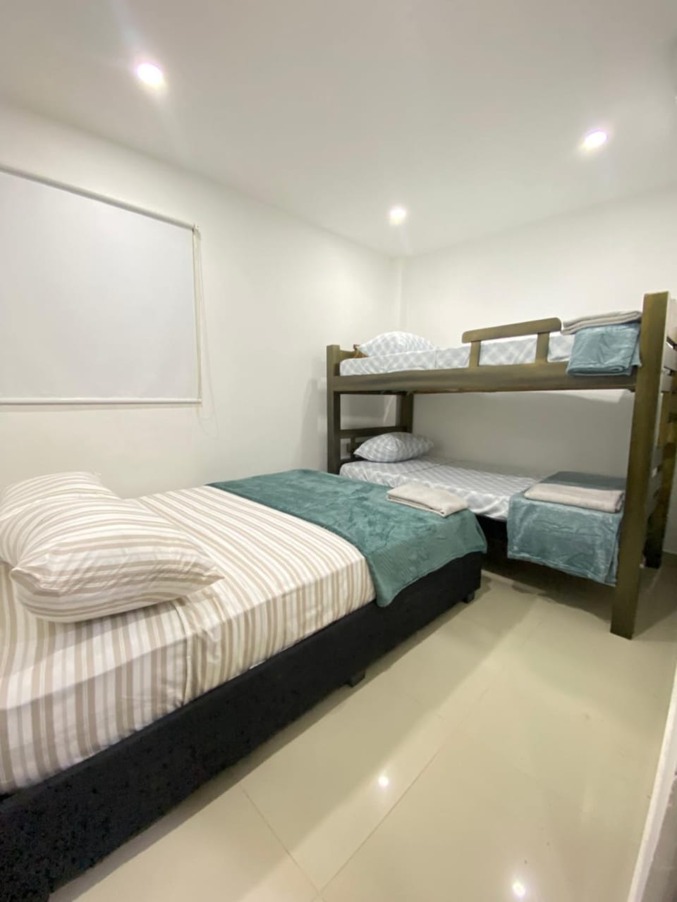 Bed, Photo of the whole room, Bedroom, bunk bed
