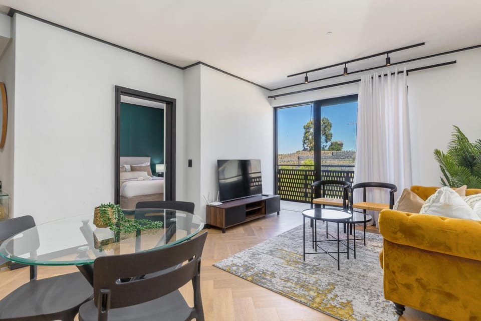 Nine Palms - Century City Luxury Apartment Apartment in Cape Town