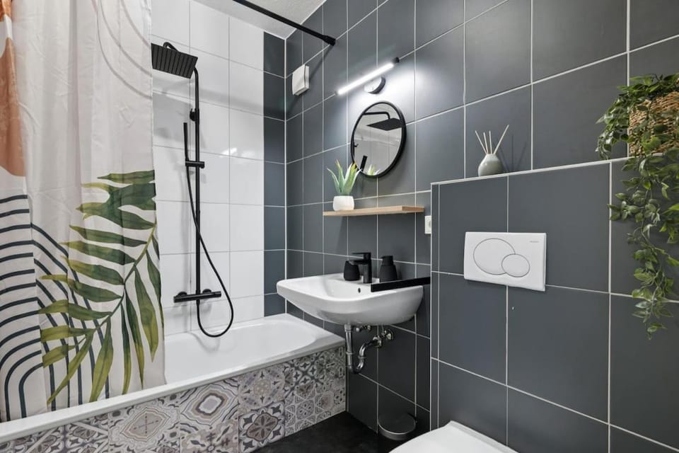 Shower, Bathroom