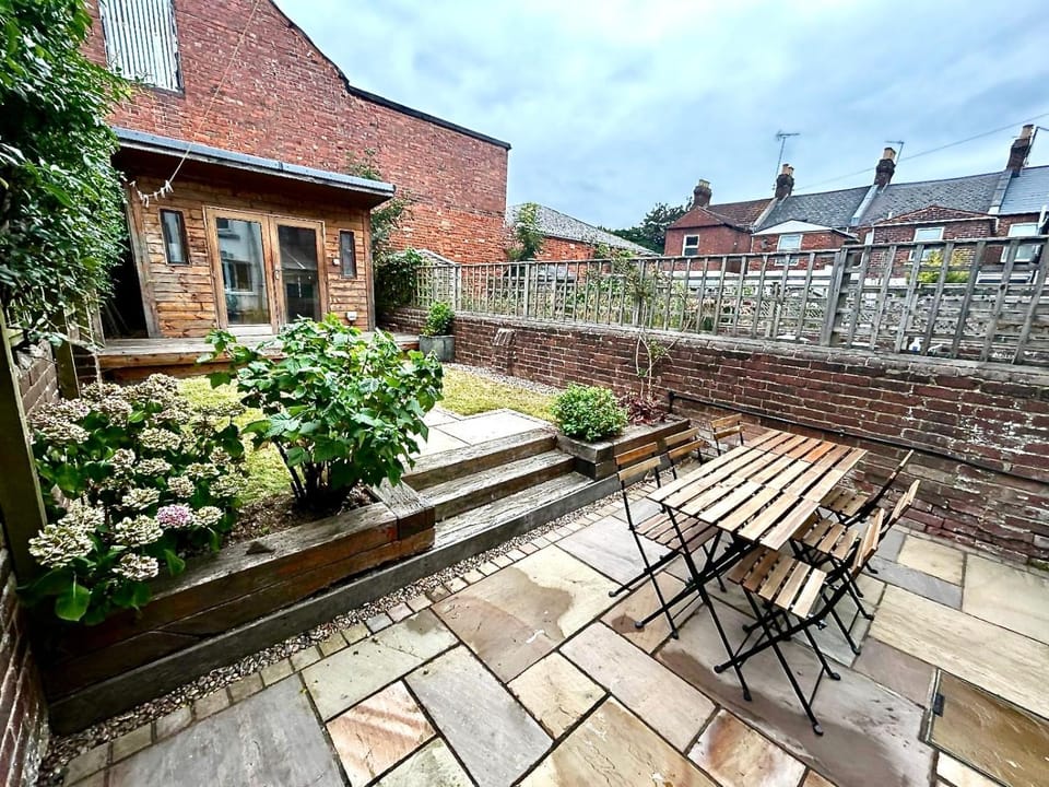 Garden, Balcony/Terrace, Dining area, Garden view