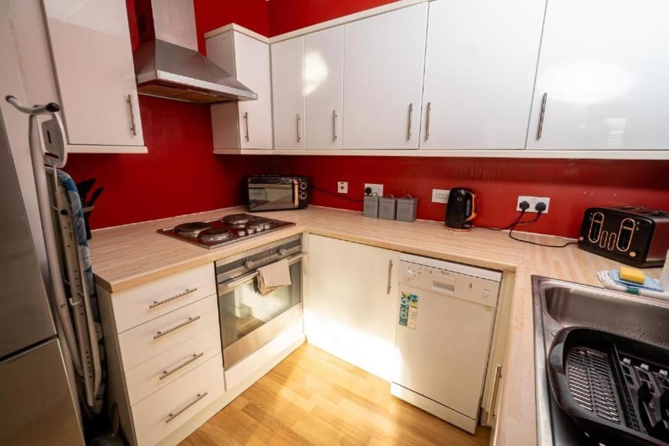 Cozy and Modern 2-bed apartment Apartment in Swansea