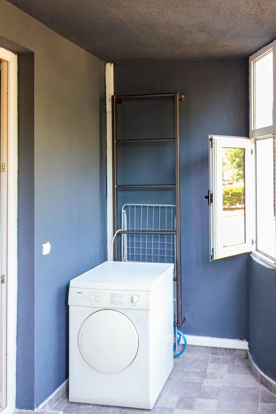 Balcony/Terrace, dryer