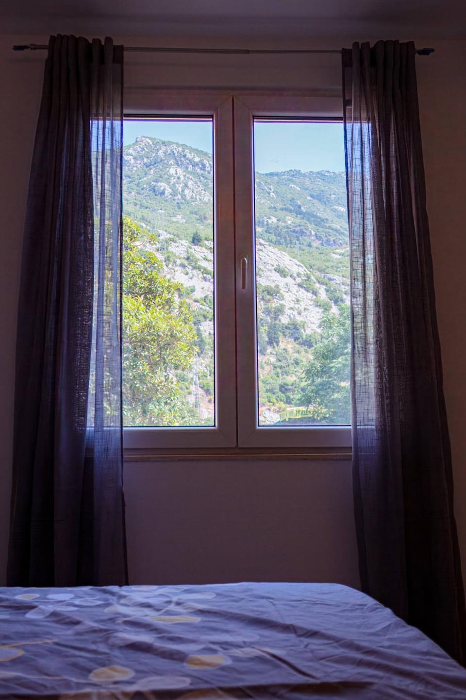 Bed, Natural landscape, Bedroom, Mountain view