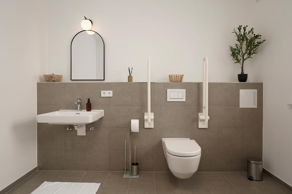 Toilet, Bathroom