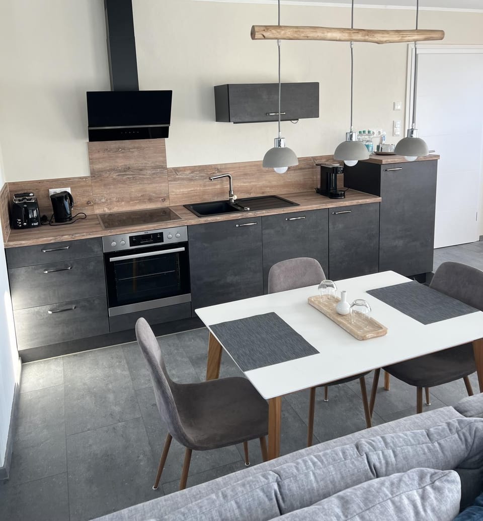 Kitchen or kitchenette, Living room, Dining area