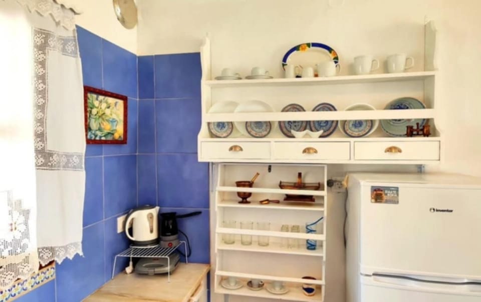 Coffee/tea facilities, toaster