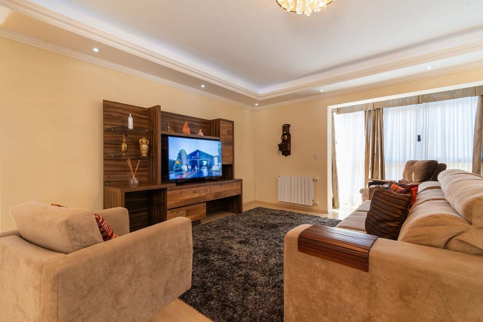 Rosa Residencial Celita Pascoal House in Gramado