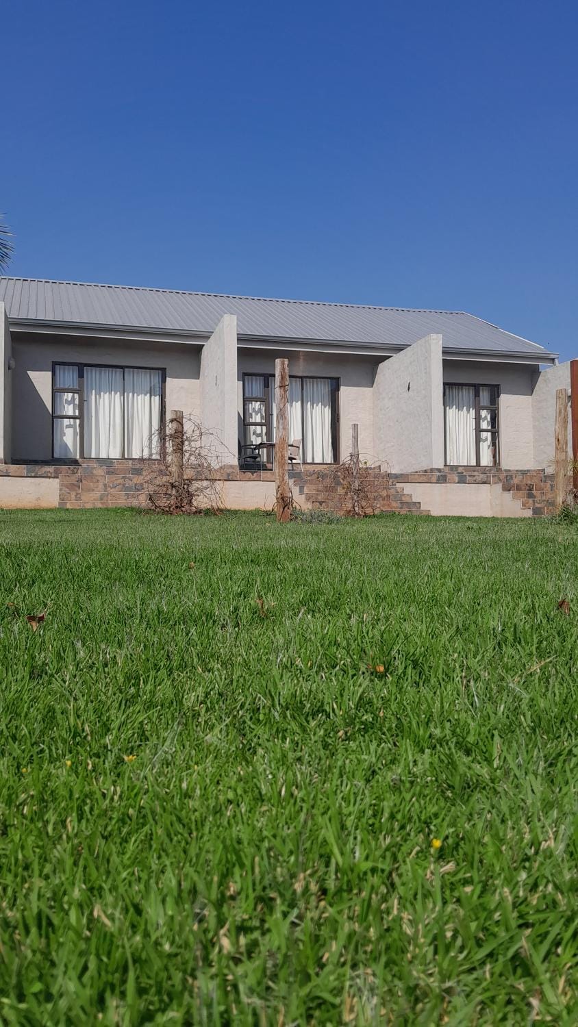 Harnham Mountain Lodge Bed and Breakfast in South Africa