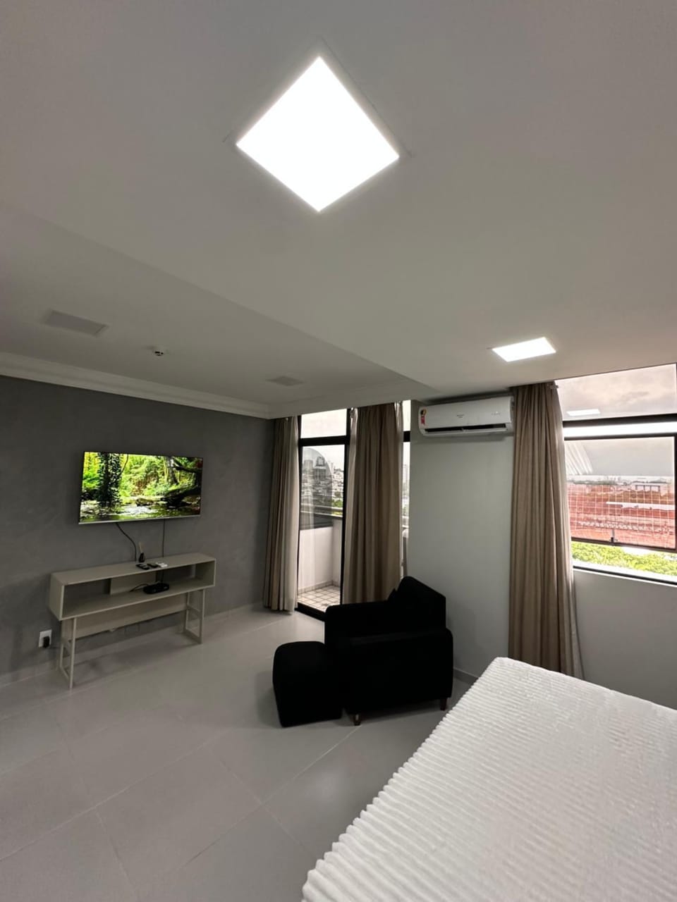 Bed, TV and multimedia
