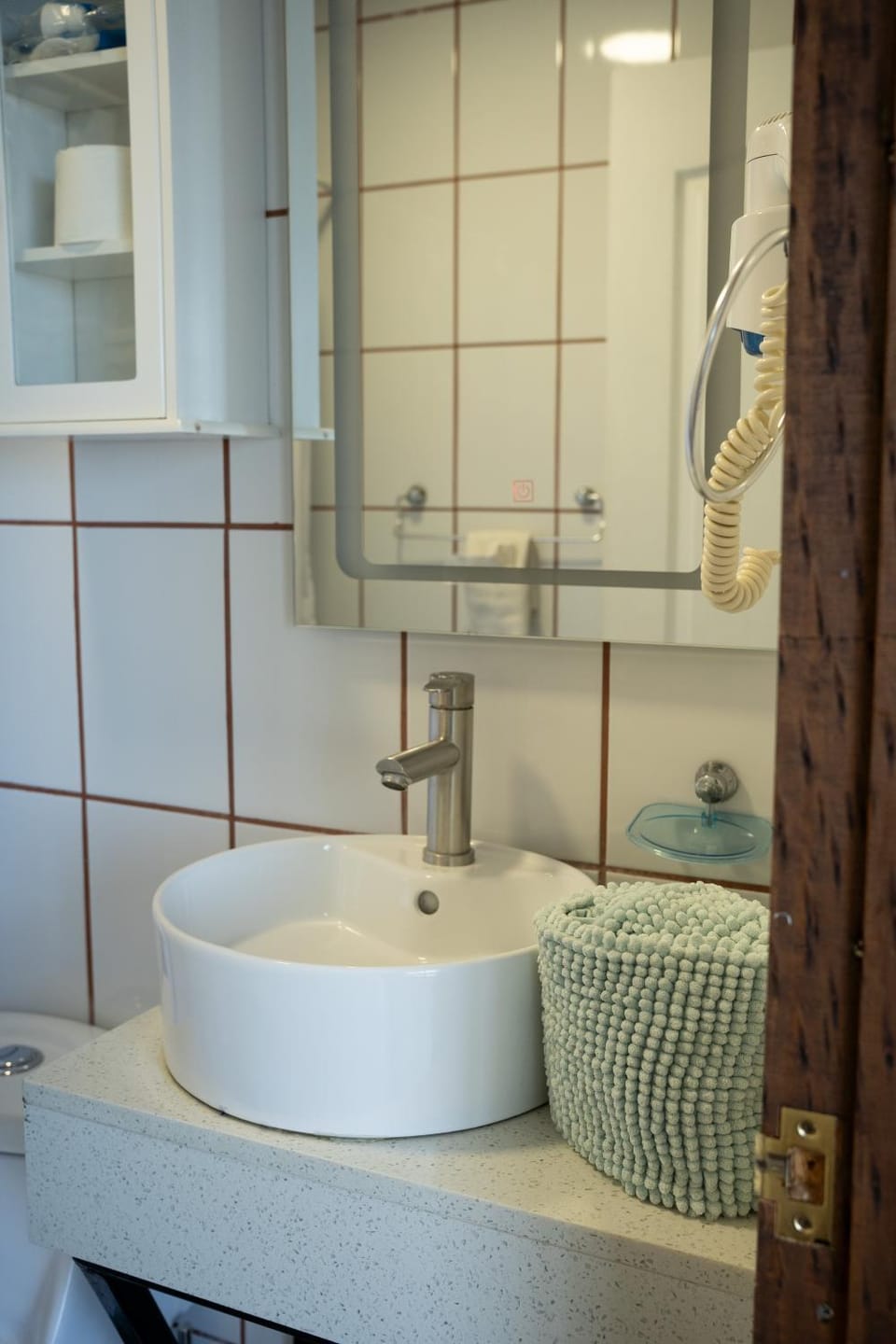 Bathroom, towels