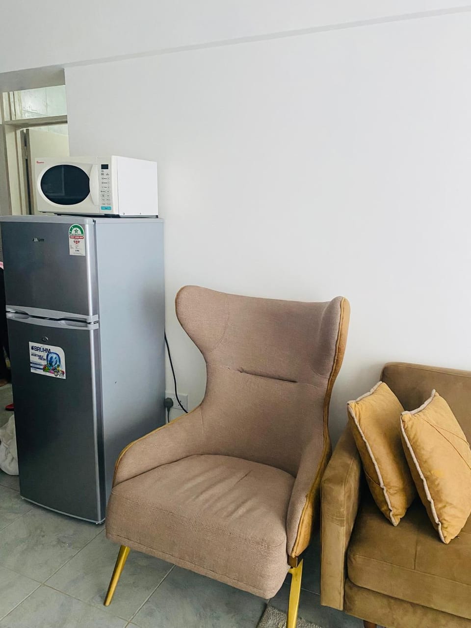 Living room, Seating area, microwave