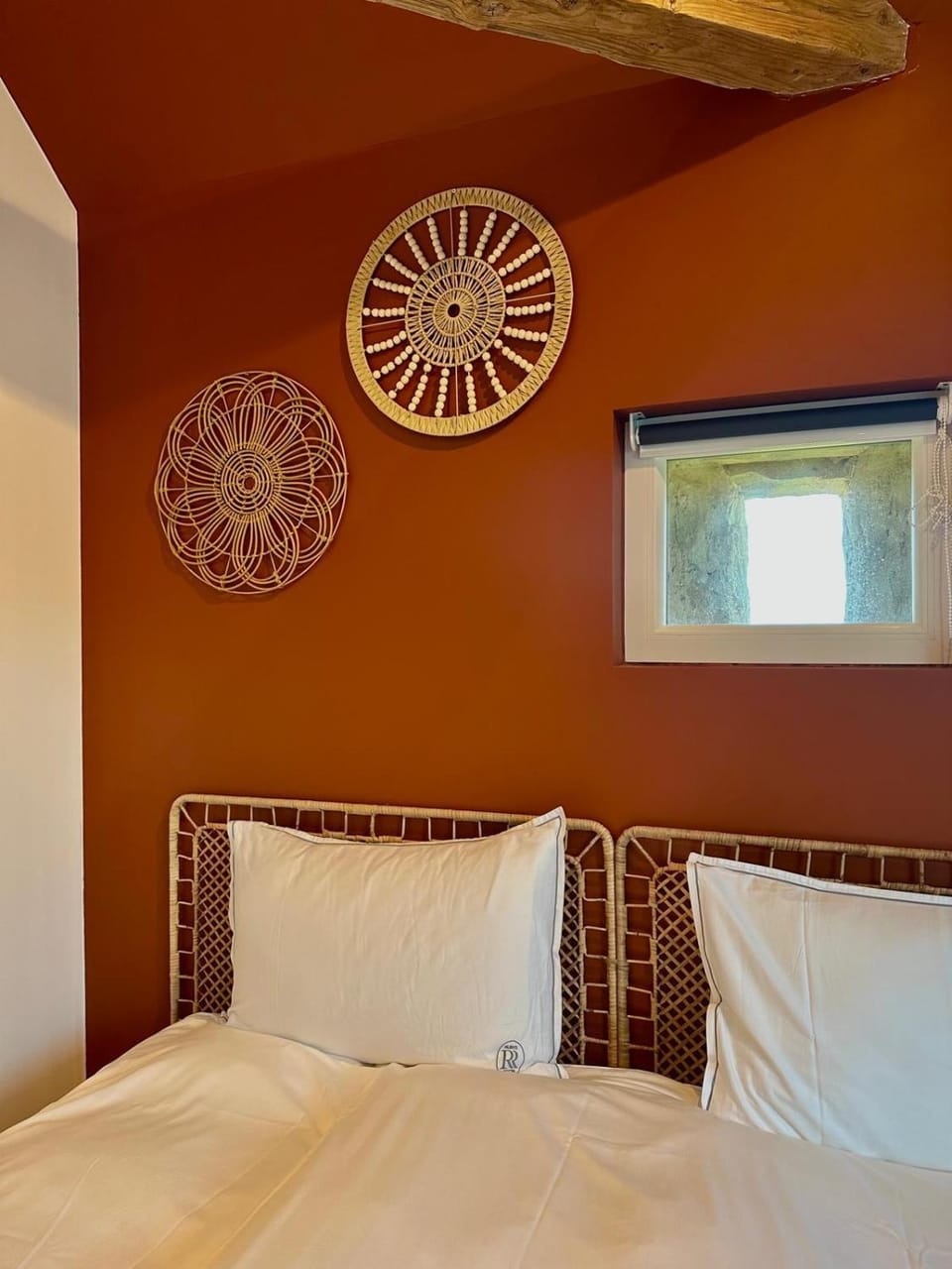 Bed, Night, Decorative detail