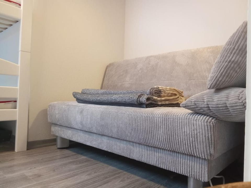 NEU Komplette Wohnung Schwarzwaldluft klein kompakt gemütlich Direkte Buchung keine Freigabe erforderlich Apartment in Baden-Württemberg