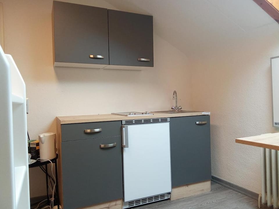 NEU Komplette Wohnung Schwarzwaldluft klein kompakt gemütlich Direkte Buchung keine Freigabe erforderlich Apartment in Baden-Württemberg