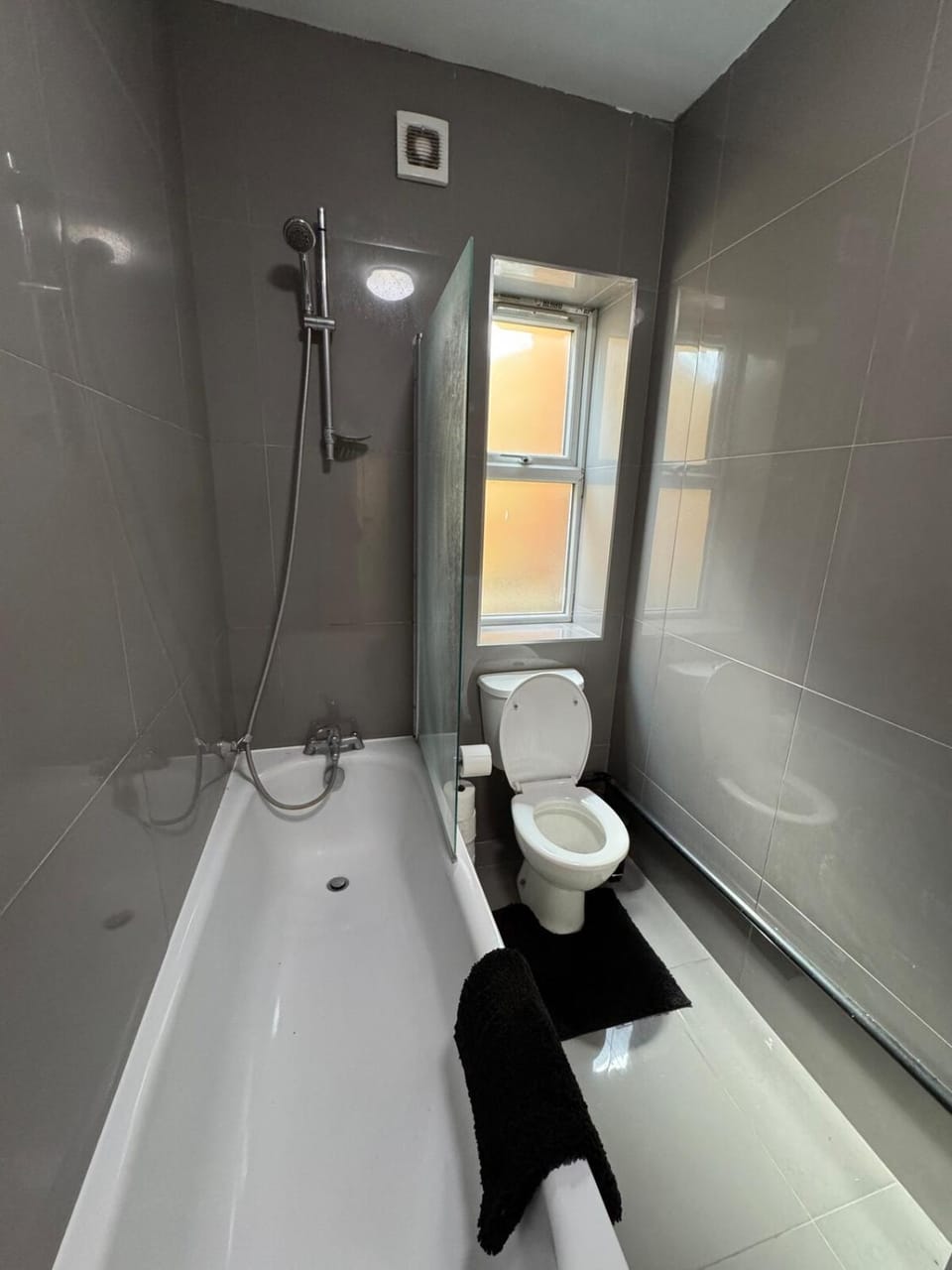 Tranquil 1BR in Gravesend Apartment in Gravesend