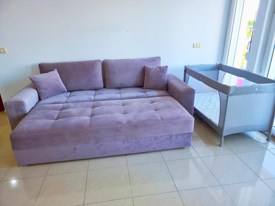 Bed, Seating area, cot