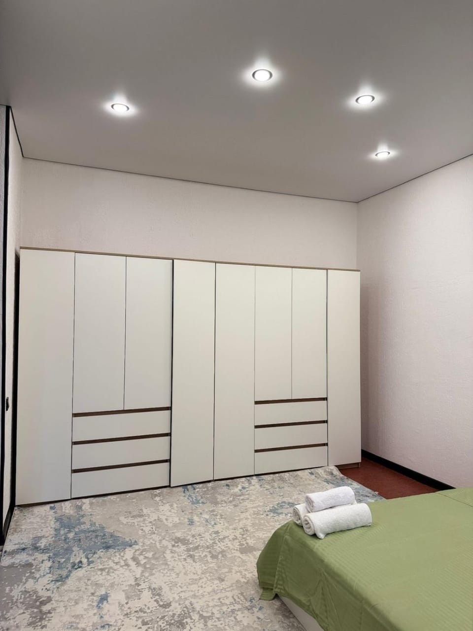 Квартира с необычным ремонтом Apartment in Almaty