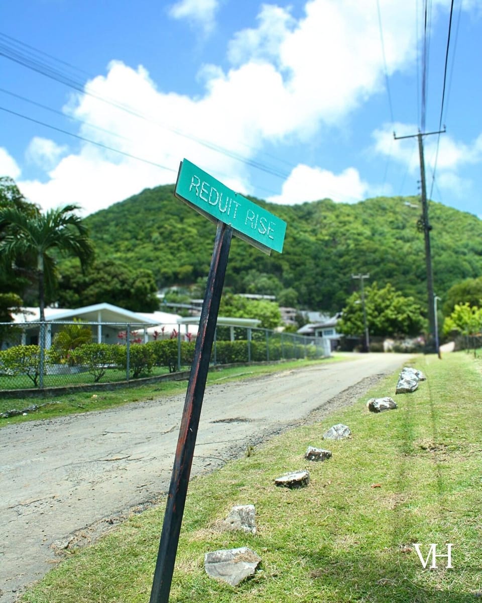 Neighbourhood, Natural landscape, Mountain view