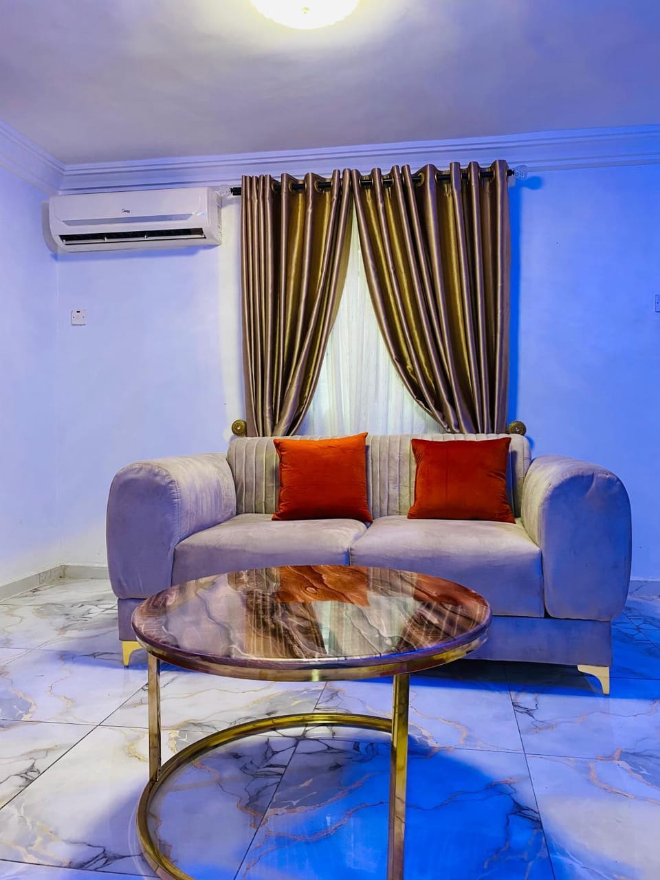 Luxury and affordable 2bedroom flat in Lagos, 247light,WiFi Apartment in Lagos