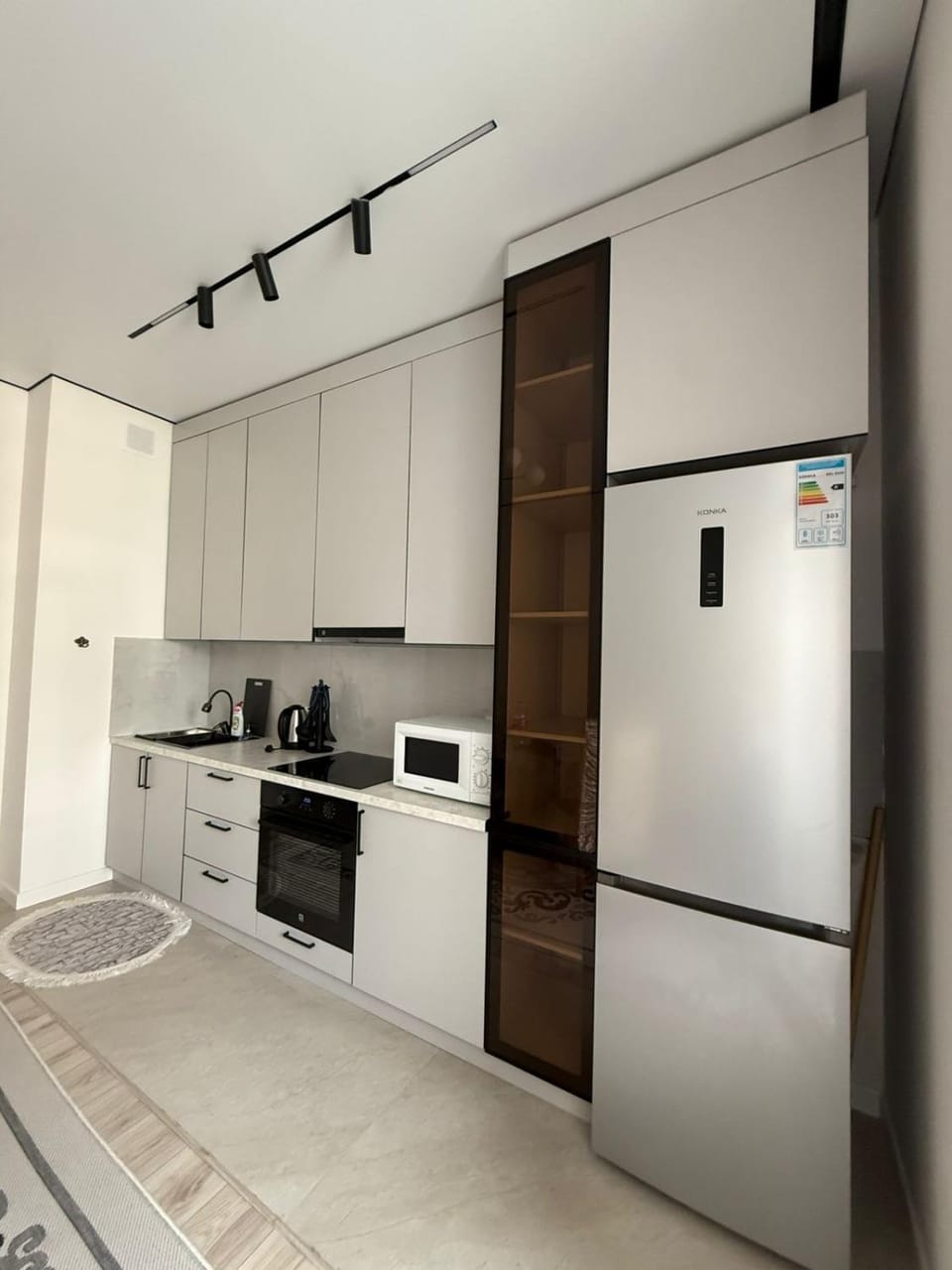 Просторная и большая двухкомнатная квартира Apartment in Almaty