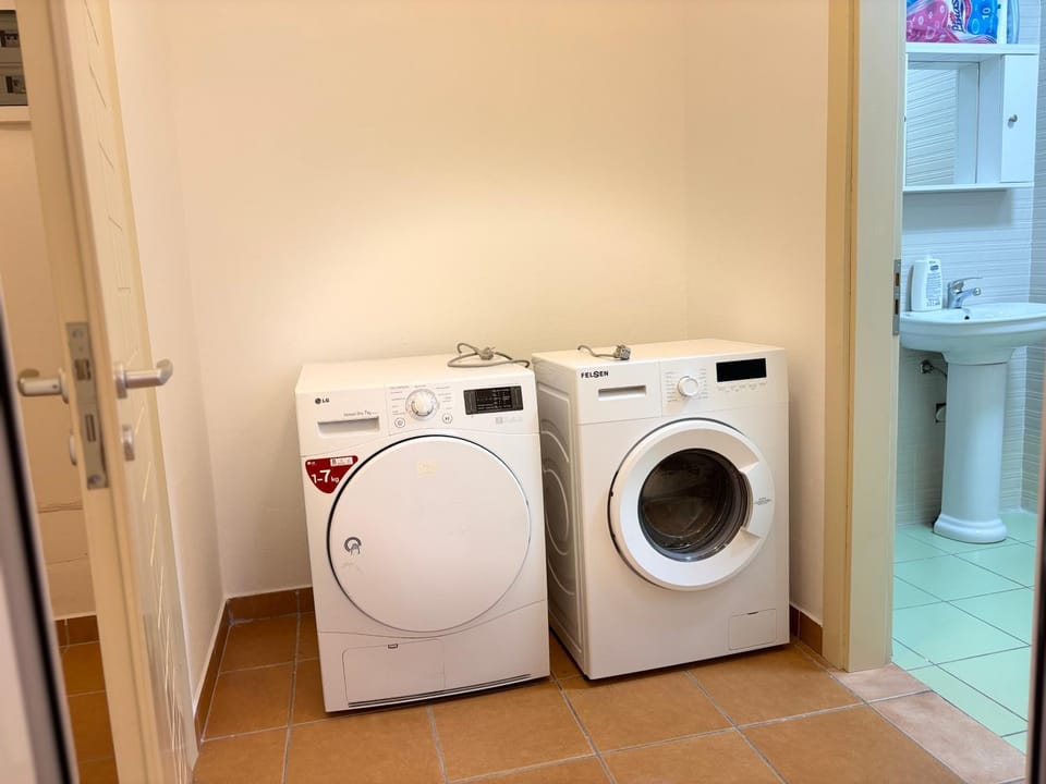 Toilet, Bathroom, washing machine, dryer