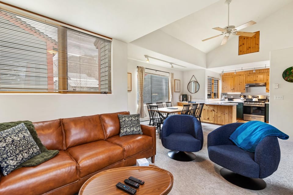 Experience luxury at Alpenglow at Telluride Lodge House in Telluride