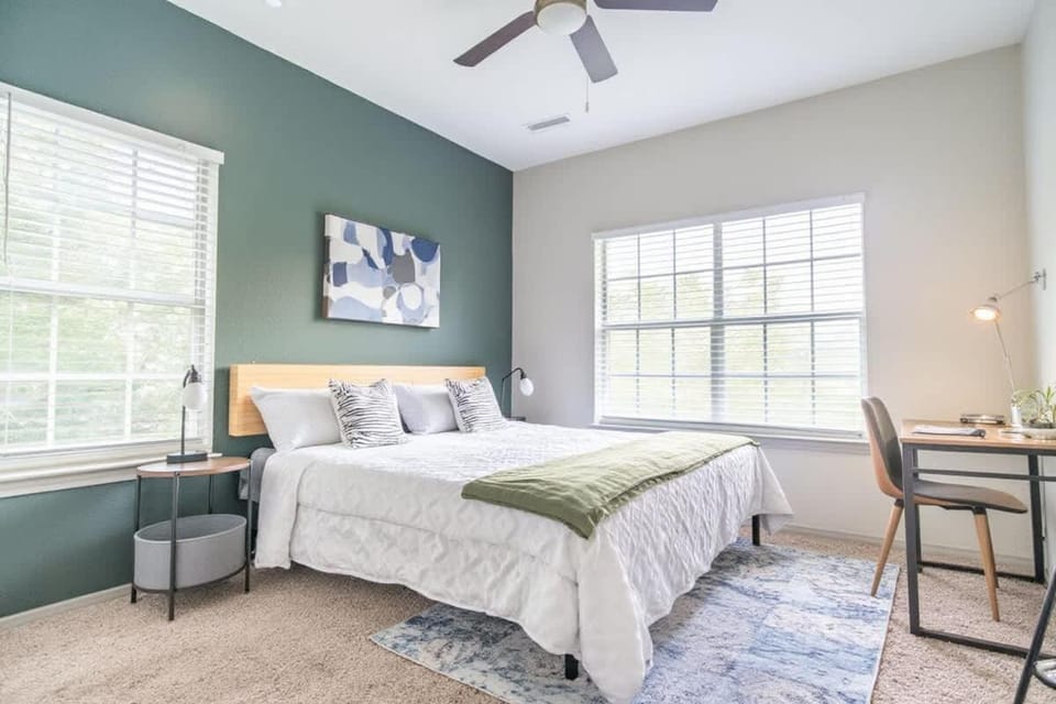 Boulevard Stays Tranquil 1BR King Suite Pool Parking Gym 04 Apartment in Wells Branch