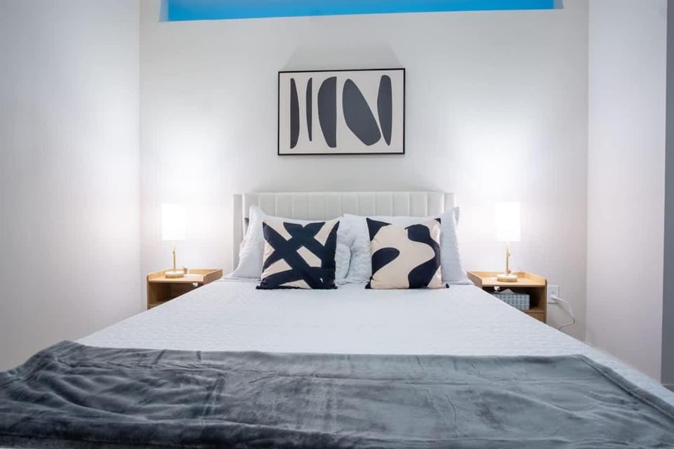 Comfortable 1BR Suite w Pool Parking Gym 08 Apartment in Dallas