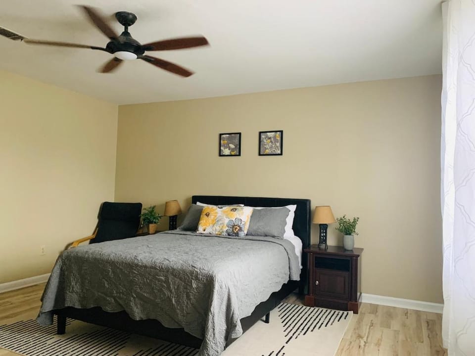 Bed, Bedroom