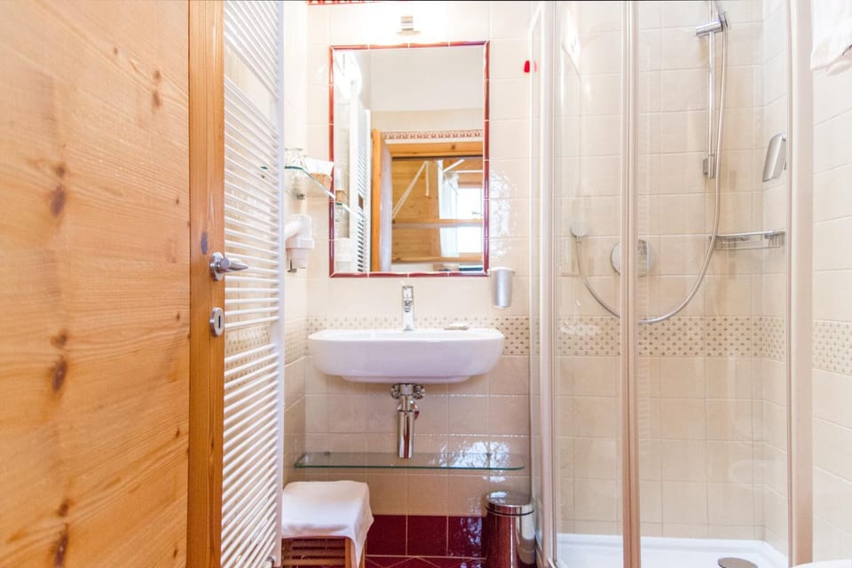 Agriturismo Pianrestel Farm Stay in Cavalese