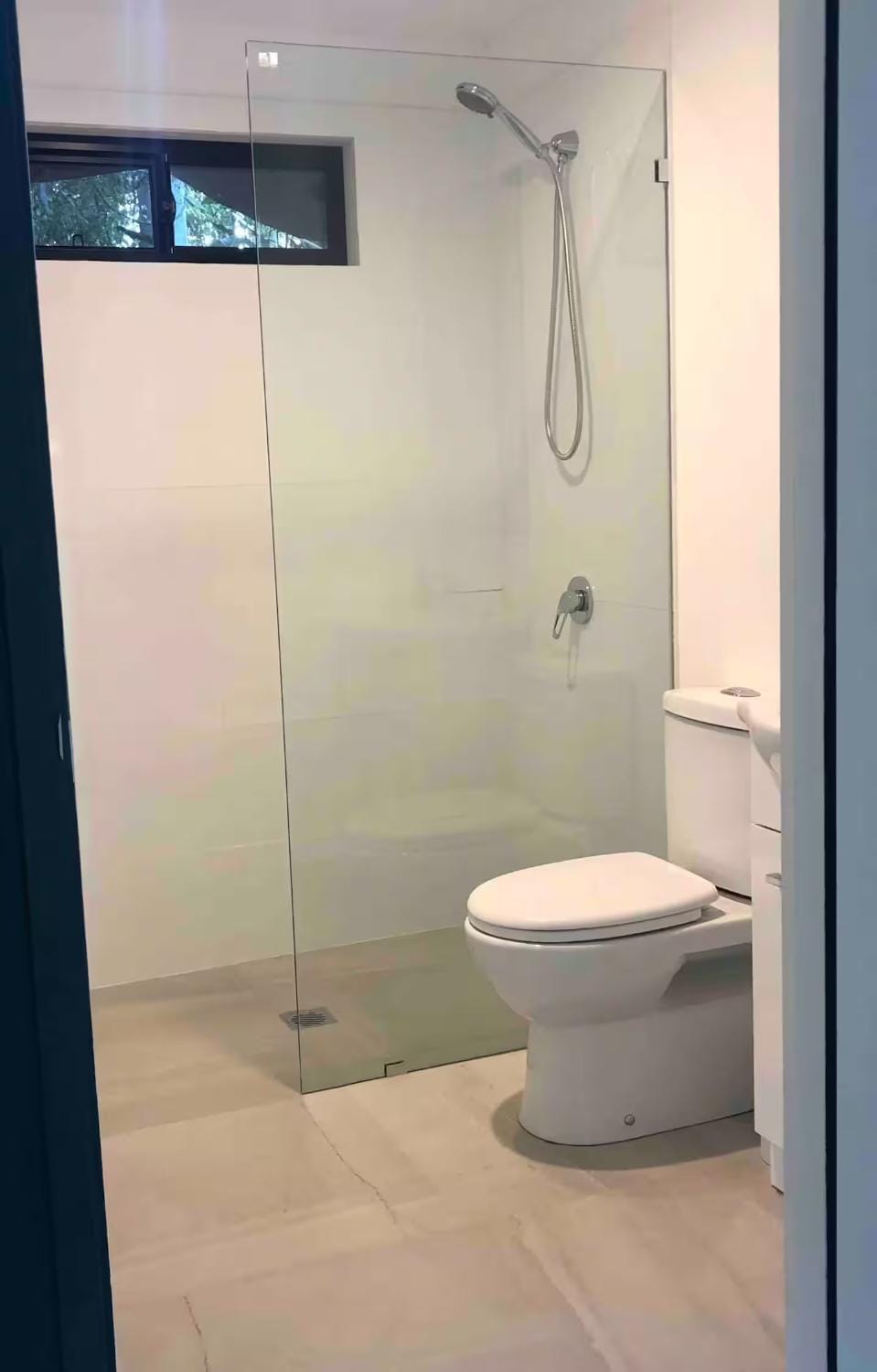 Shower, Toilet, Bathroom