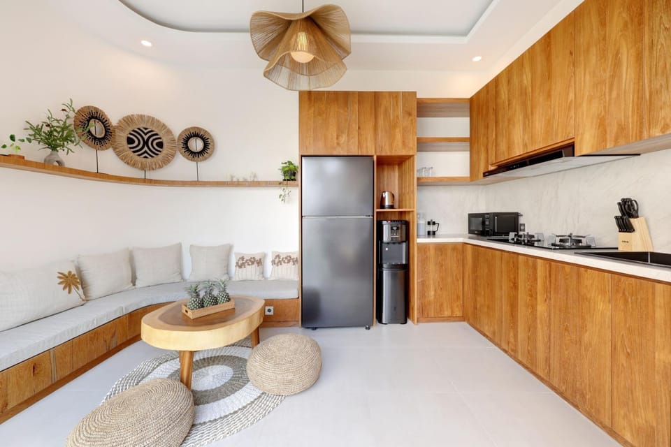 Living room, Seating area, kitchen