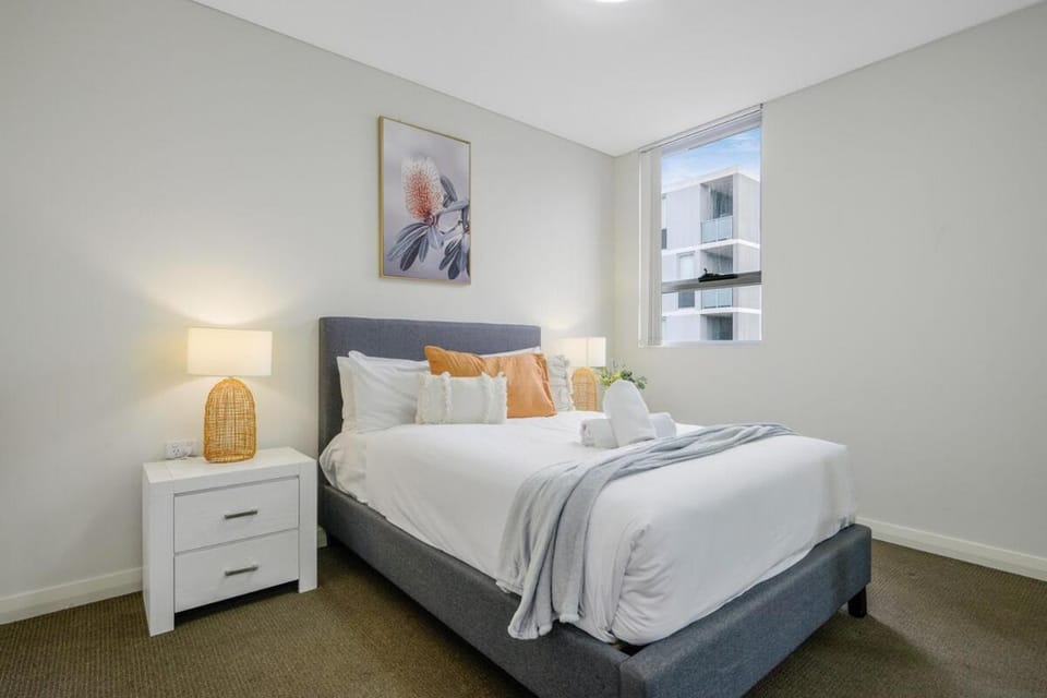 Canterbury 2BR APT near Train Station Woolworth Apartment in Sydney