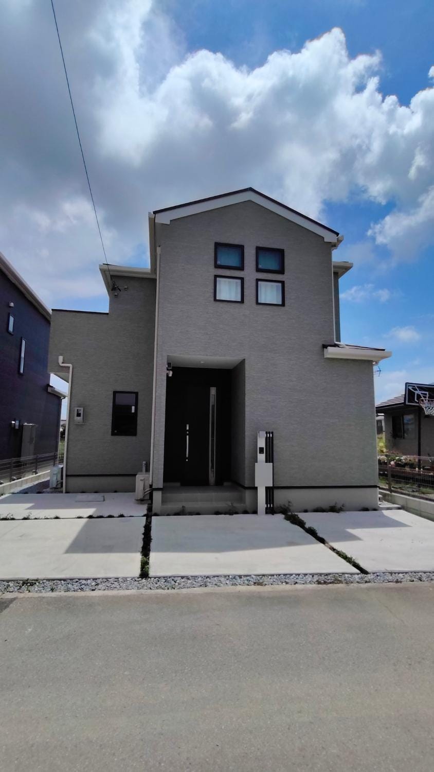 Property building, Day, Neighbourhood, Street view