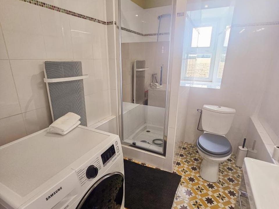 Gîte authentique en Touraine, piscine chauffée, animaux admis - FR-1-381-632 House in Centre-Val de Loire