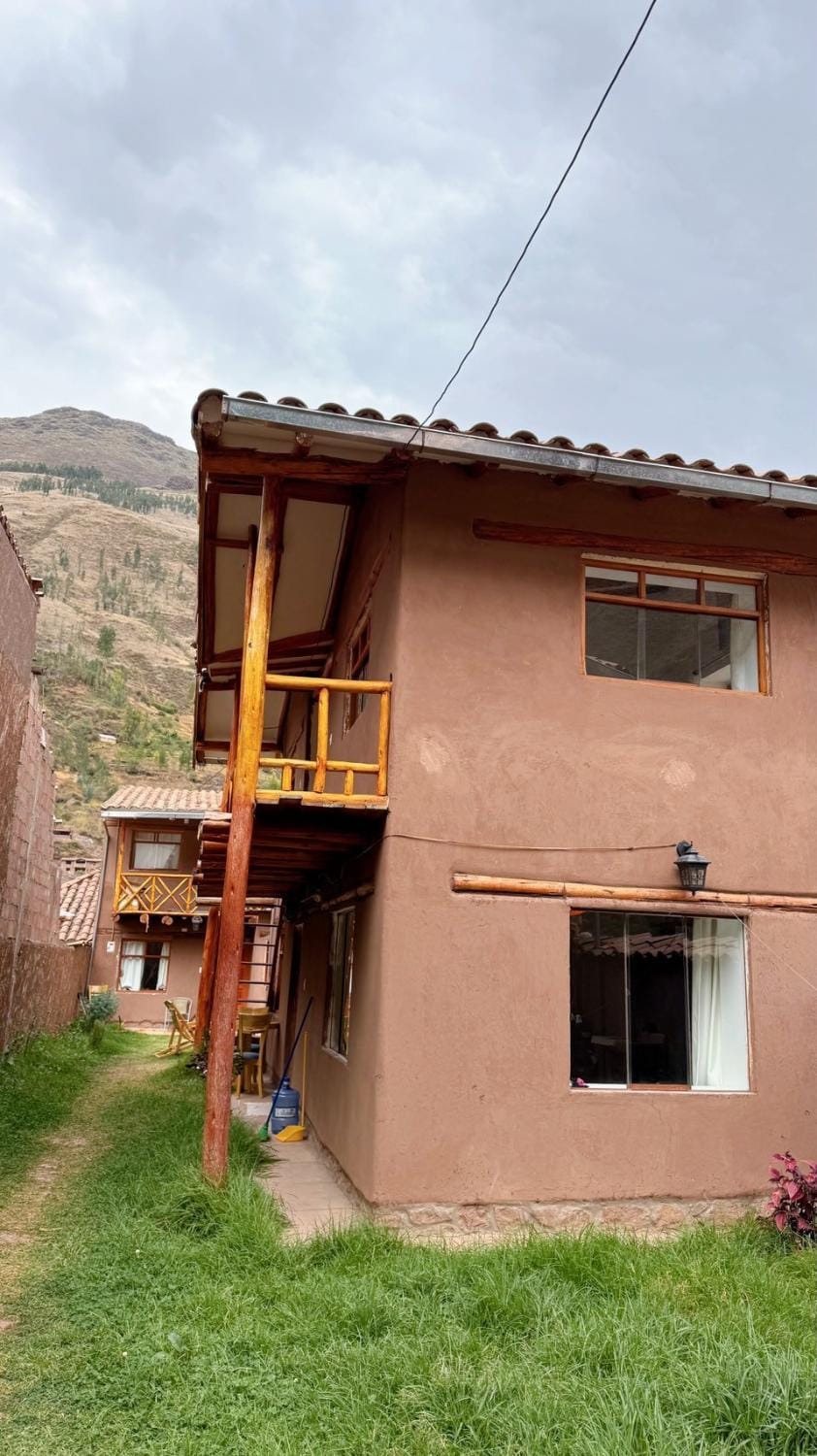 Dreamy Mountain View Home for Rent Nature lodge in Pisac