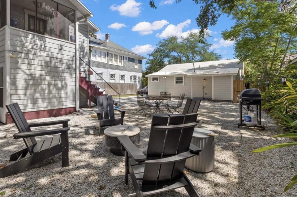 Day, BBQ facilities, Seating area, Garden view, sunbed