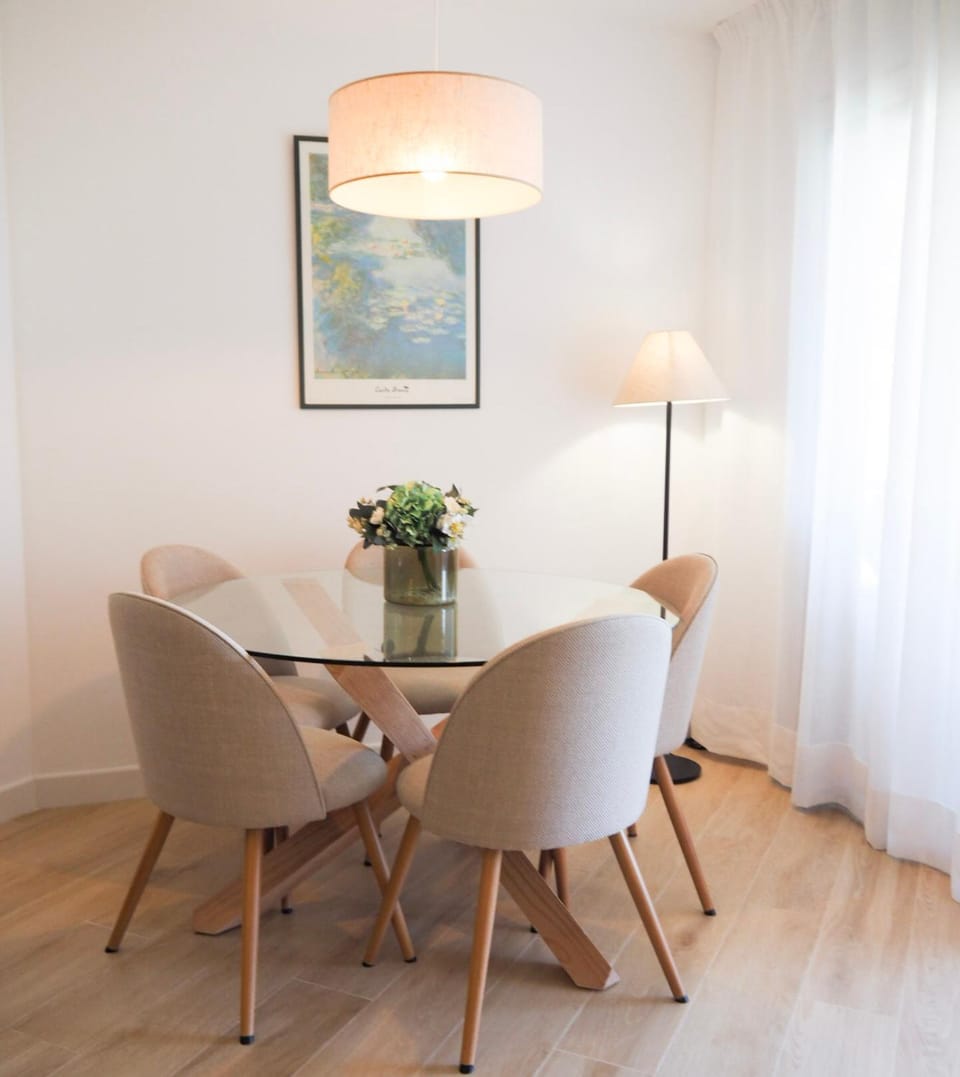 Communal lounge/ TV room, Lounge or bar, Dining area