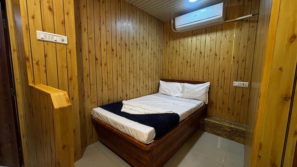Pks hotel shahanai Love hotel in Maharashtra