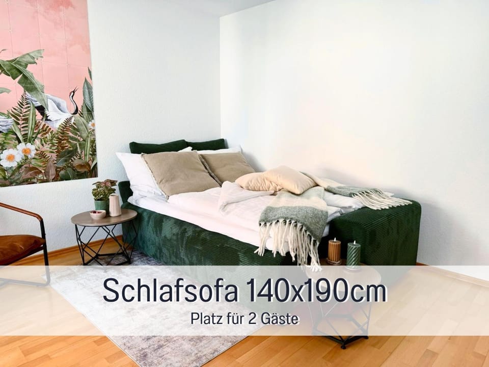 Bed, Living room