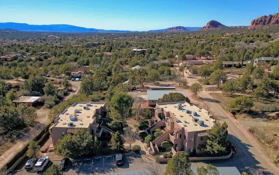 Grasshopper Lane Getaway- Your Sedona Oasis House in Sedona
