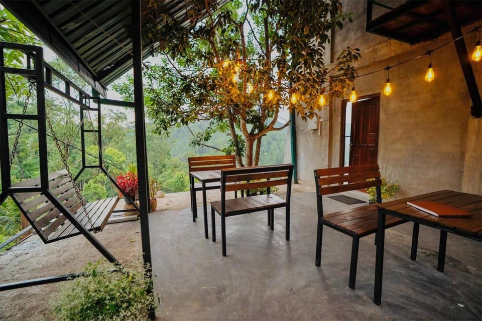 Patio, Garden, View (from property/room), Balcony/Terrace, Seating area, Dining area, Garden view