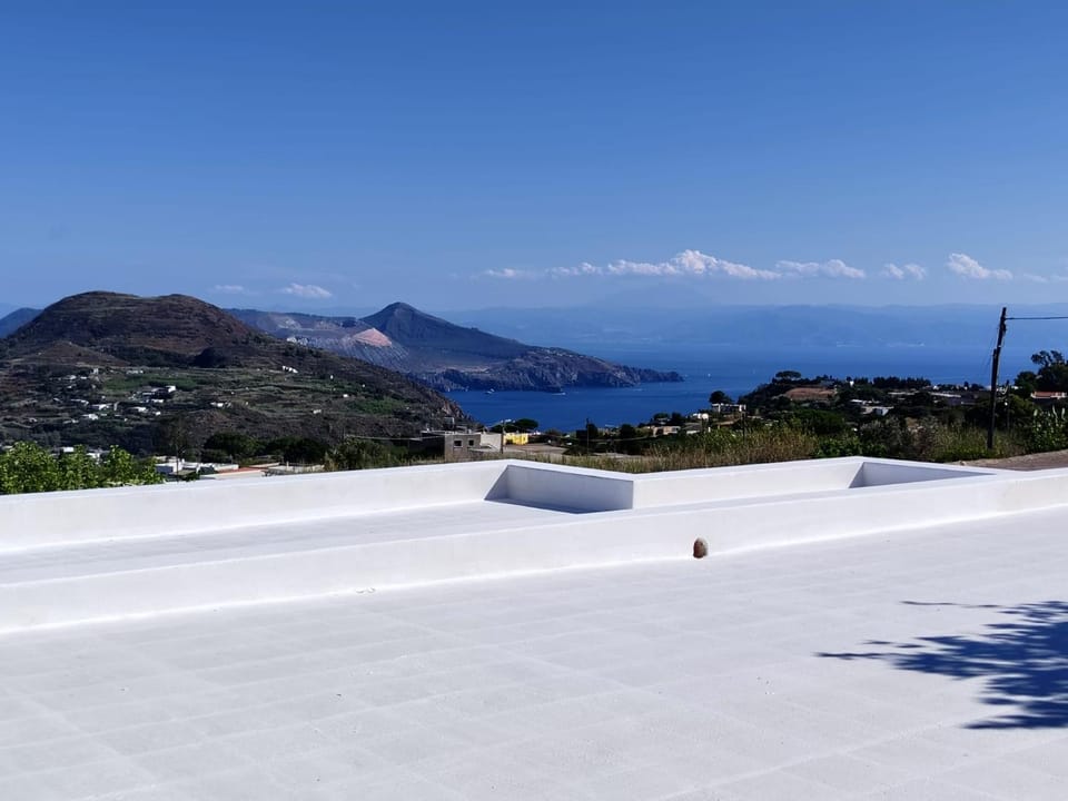 La terrazza Sul Vulcano Apartment in Lipari