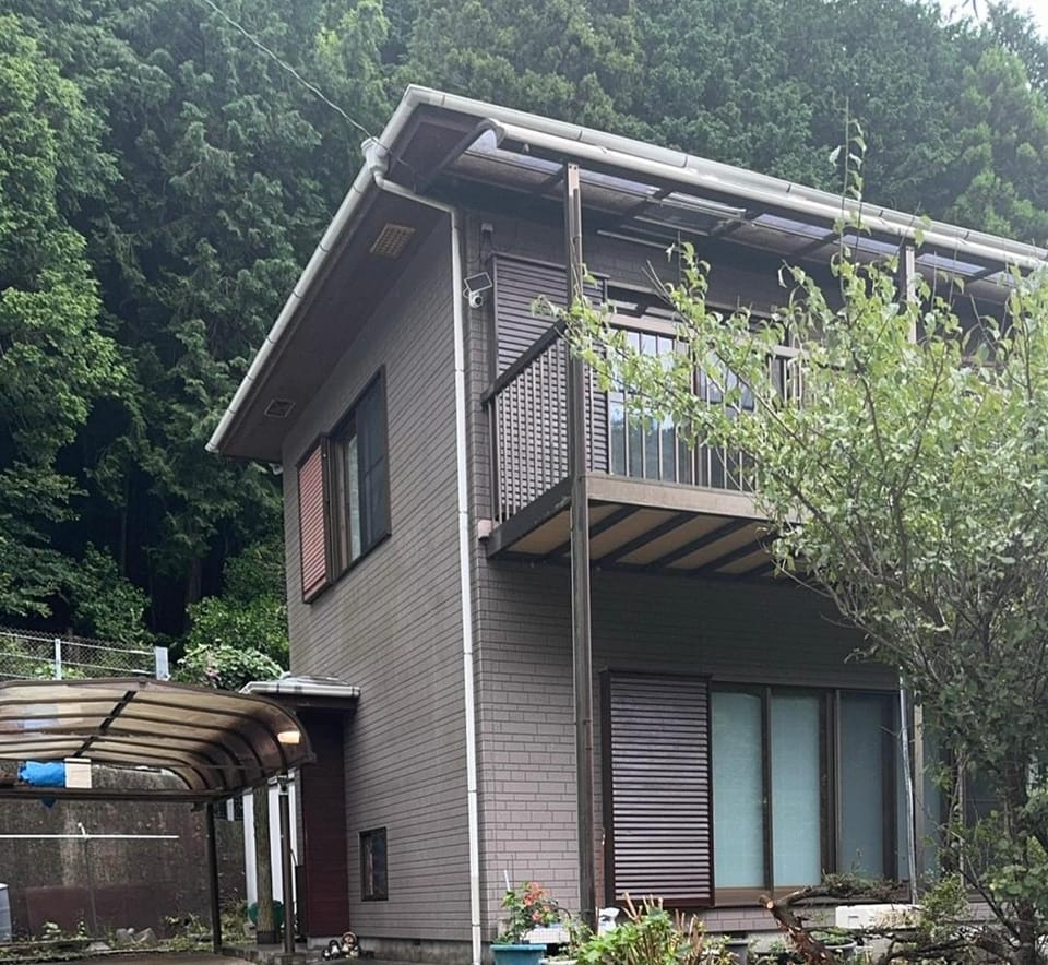 Property building, Day, Natural landscape