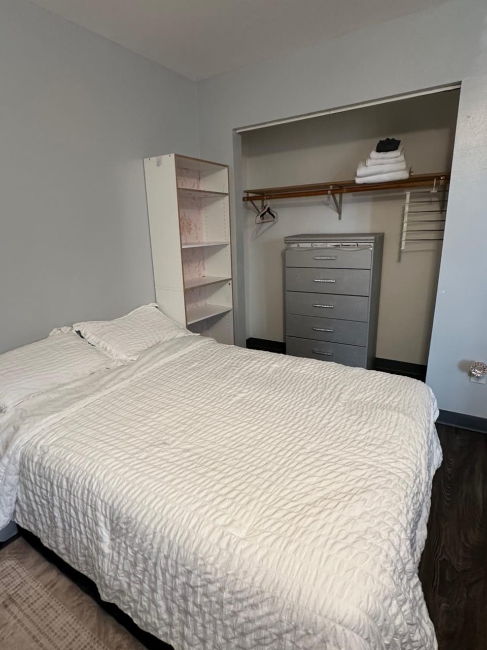 A Touch Of Pink On 16th Ave Bed and Breakfast in Anchorage