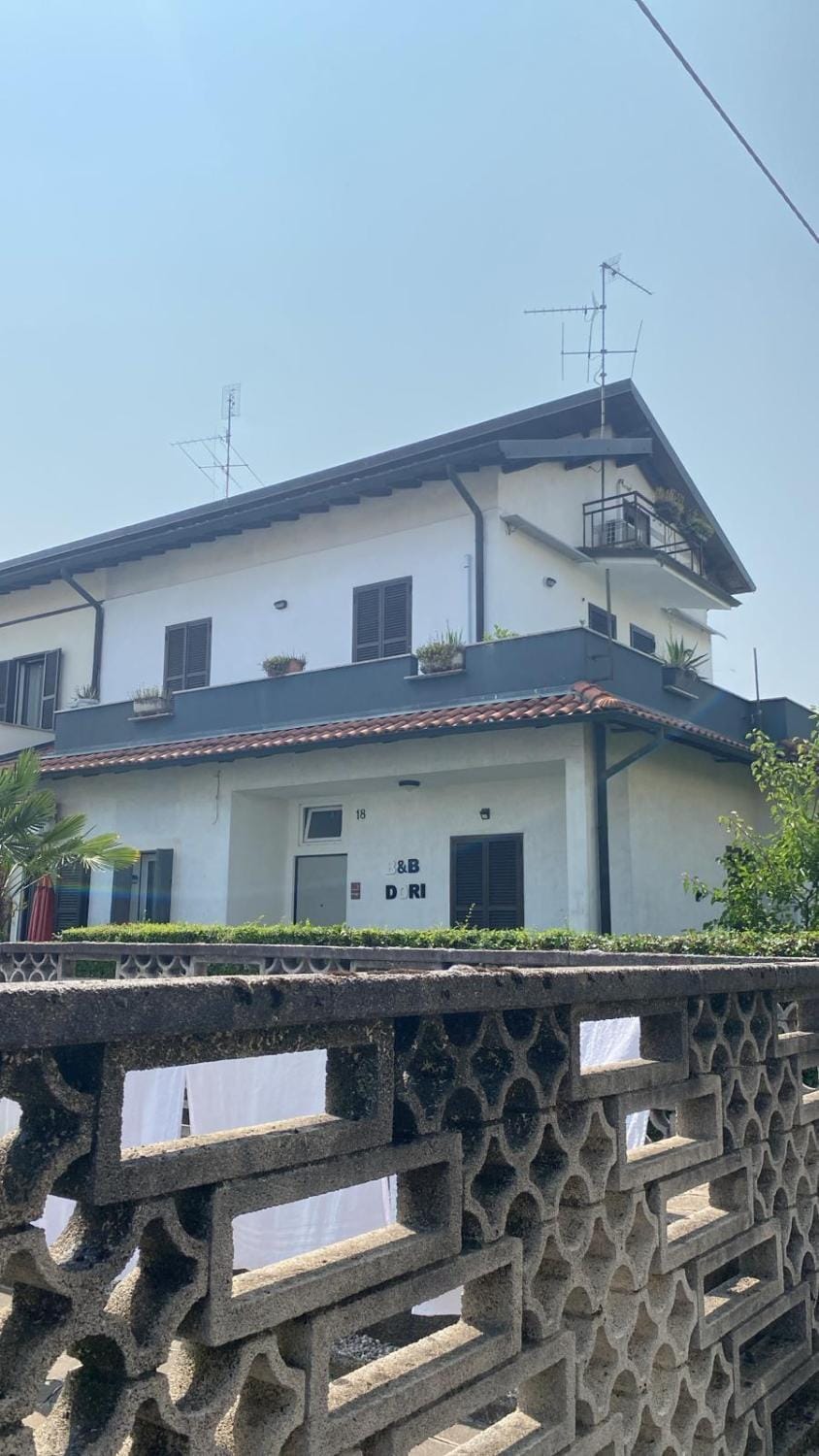 Monolocale, 10' dal centro, dall'aeroporto, con patio esterno Apartment in Bergamo