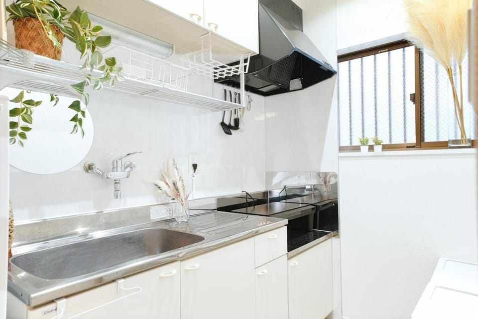 Skytree 1 Stop , 5-min Walk , 8 Guests , Fast WiFi Apartment in Japan