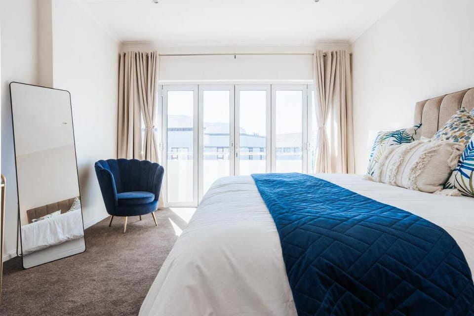 Green Parrot Holiday Apartment Apartment in Cape Town