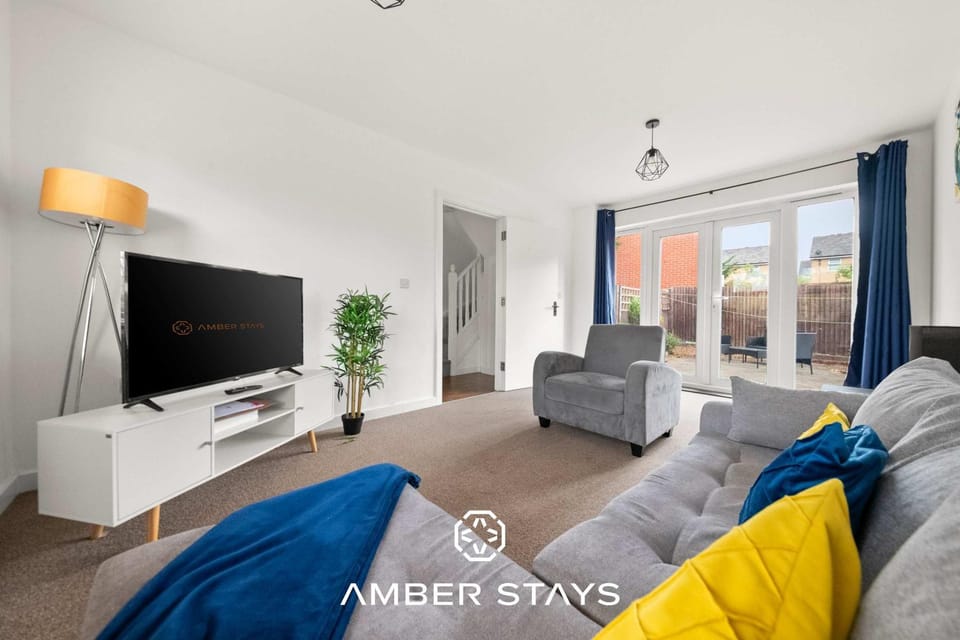 TV and multimedia, Living room, Seating area