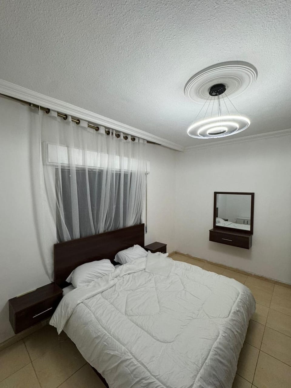 stay by university of Jordan Apartment in Africa